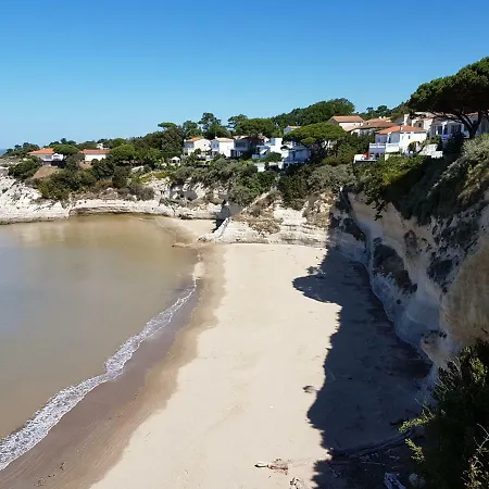 샬레 La Palombiere, A 150m